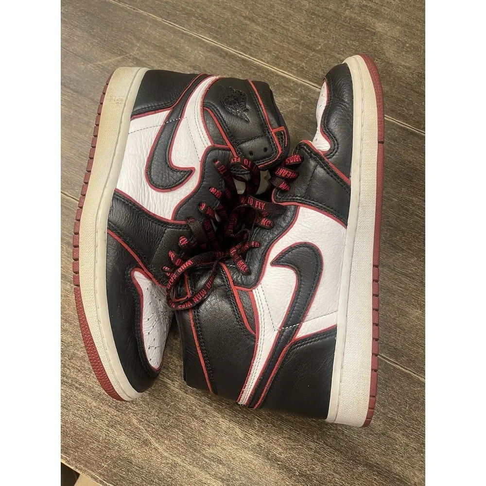 Jordan 1 Retro High OG Bloodline‎ Size 8 1/2 Basketball High Top